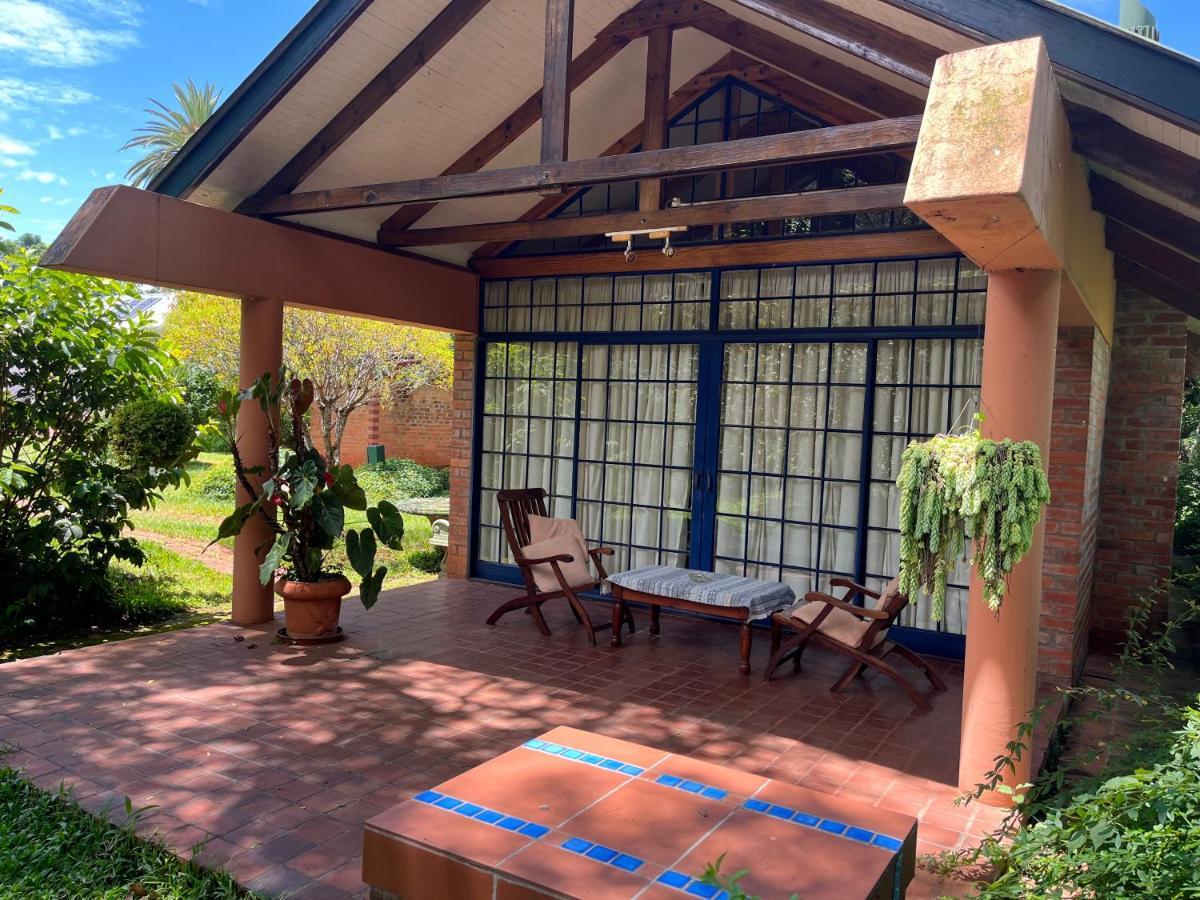 הארארה Weaver Cottages מראה חיצוני תמונה